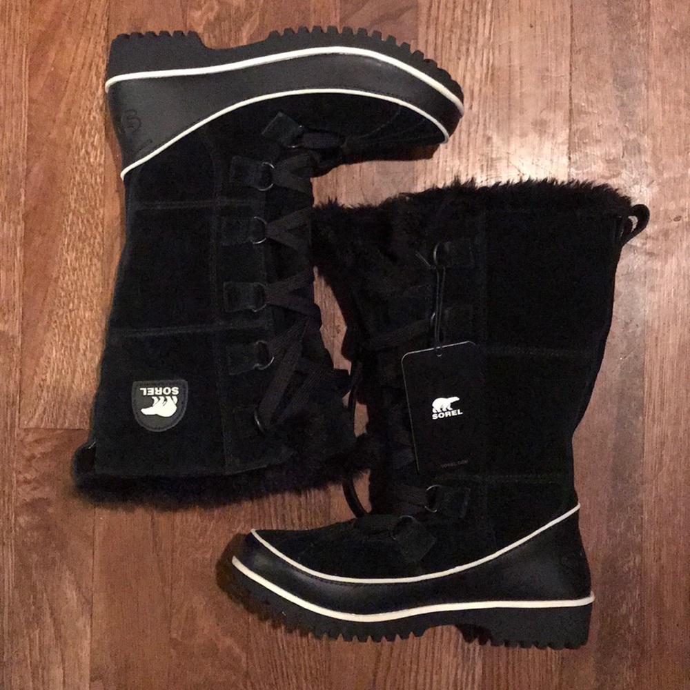 NWT Sorel Boots